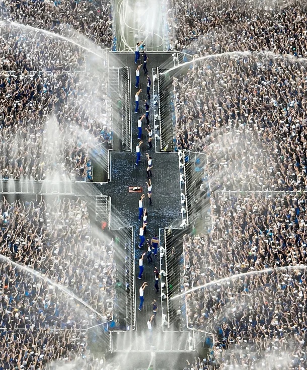 싸이 흠뻑쇼 민폐 관객 논란