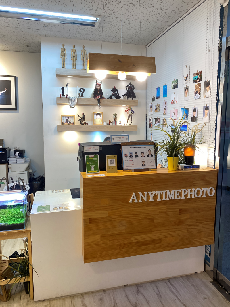 구래동-애니타임사진관-카운터