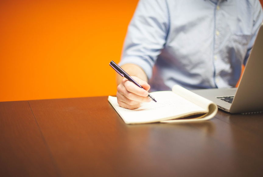 경쟁사 및 산업 분석