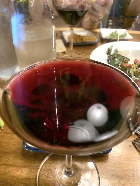 19 Crimes Shiraz 2018의 색