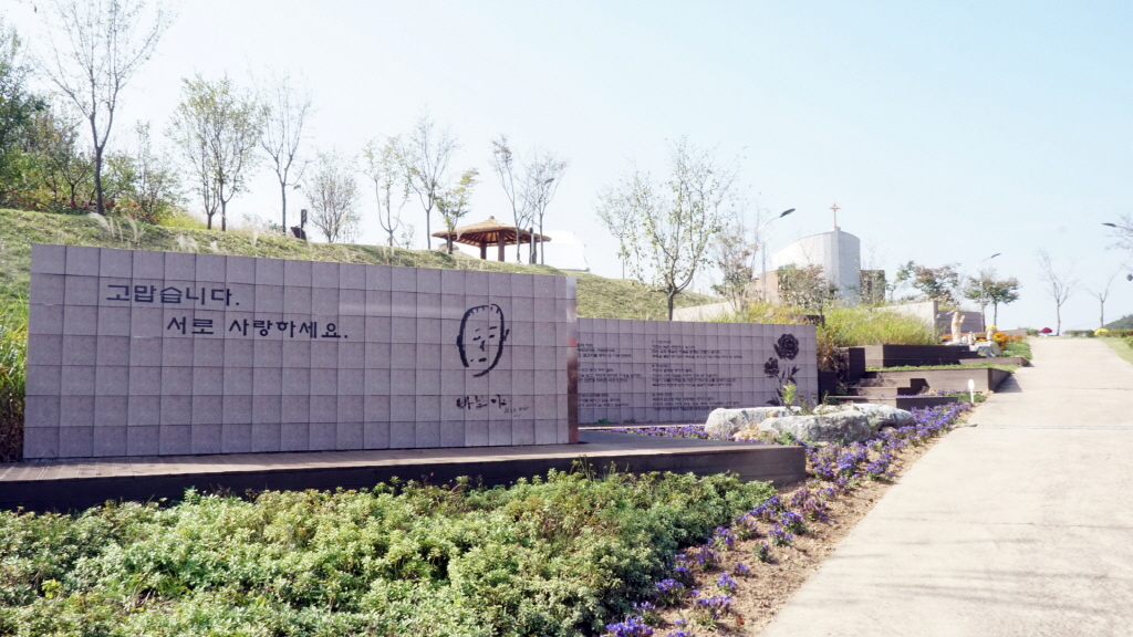 img.jpg?credential=yqXZFxpELC7KVnFOS48yl