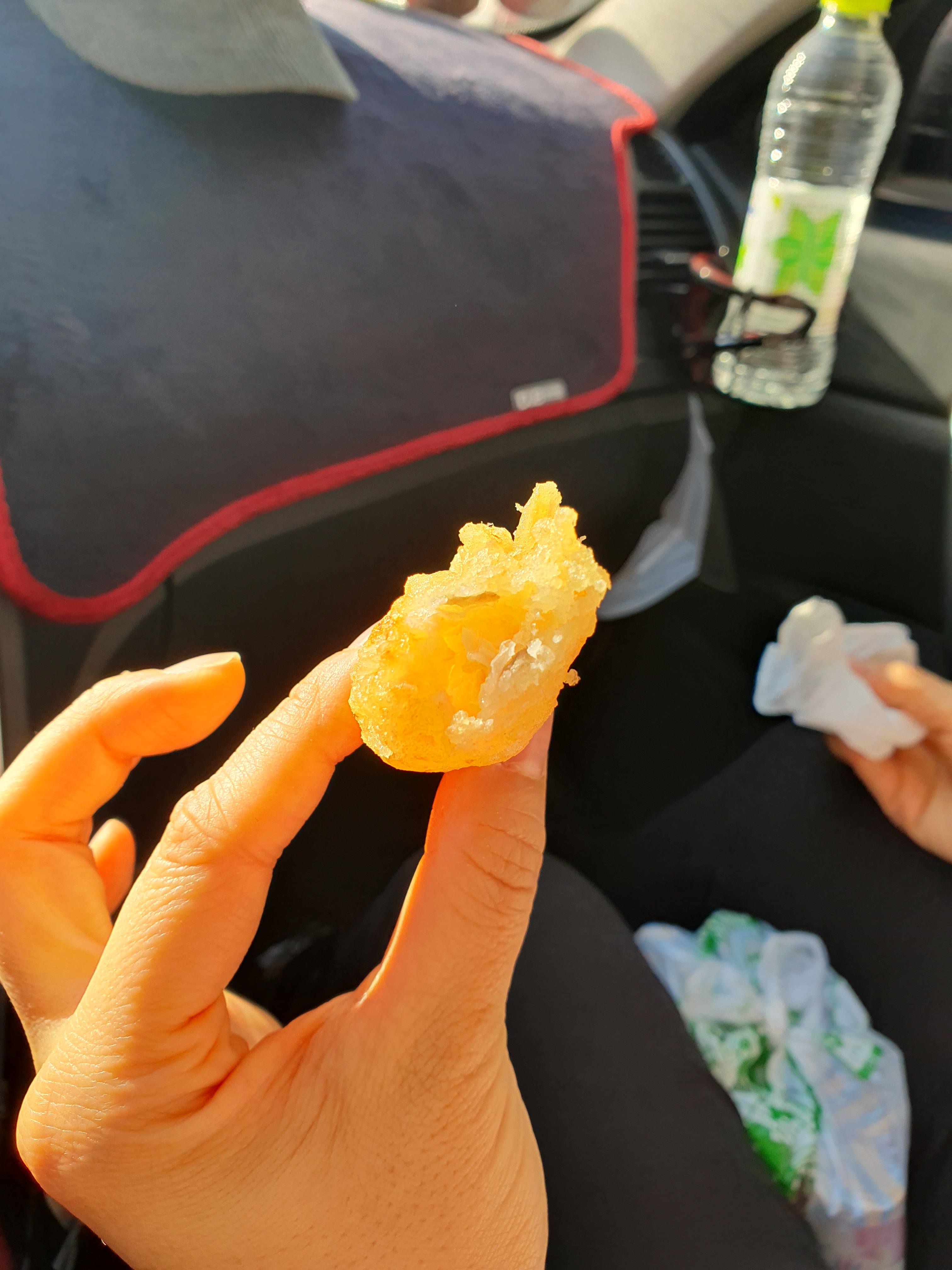 한민시장 온양삼색호떡 새우튀김! 왕새우가 철이 아니라서 조금은 작아 졌지만, 여전히 맛있음.