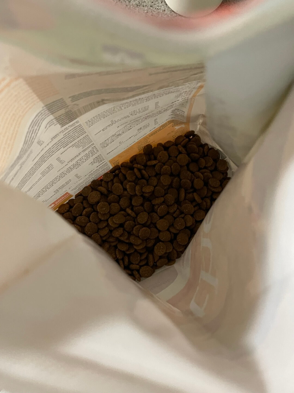 게더_치킨_사료