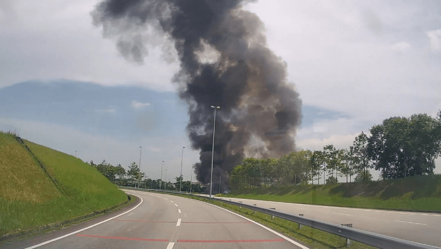 말레이시아 여객기 추락 사고 현장