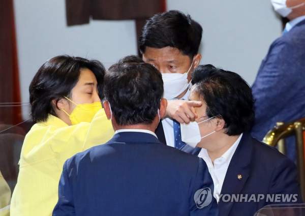 문정복 