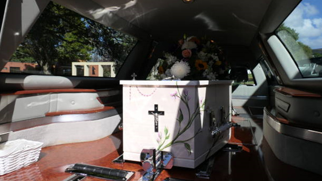 장례의 ESG 시대: 탄소 없는 죽음을 위한 기술 혁신