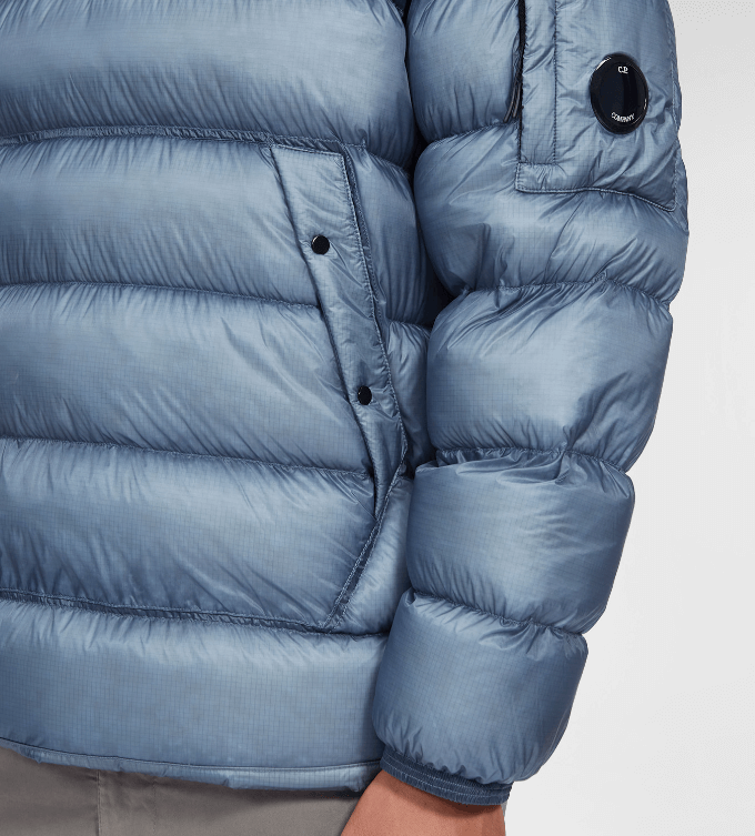 cp컴퍼니 패딩 사진