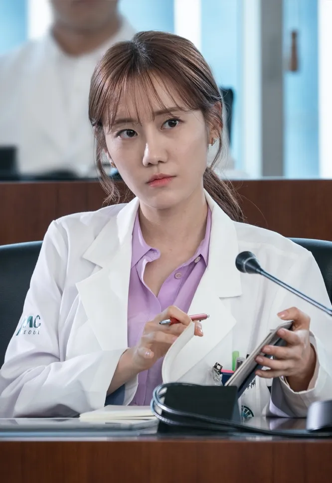 의사요한 강미래