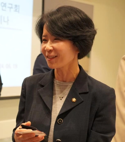 최수진 국회의원 프로필 나이 고향 학력 재산 페이스북