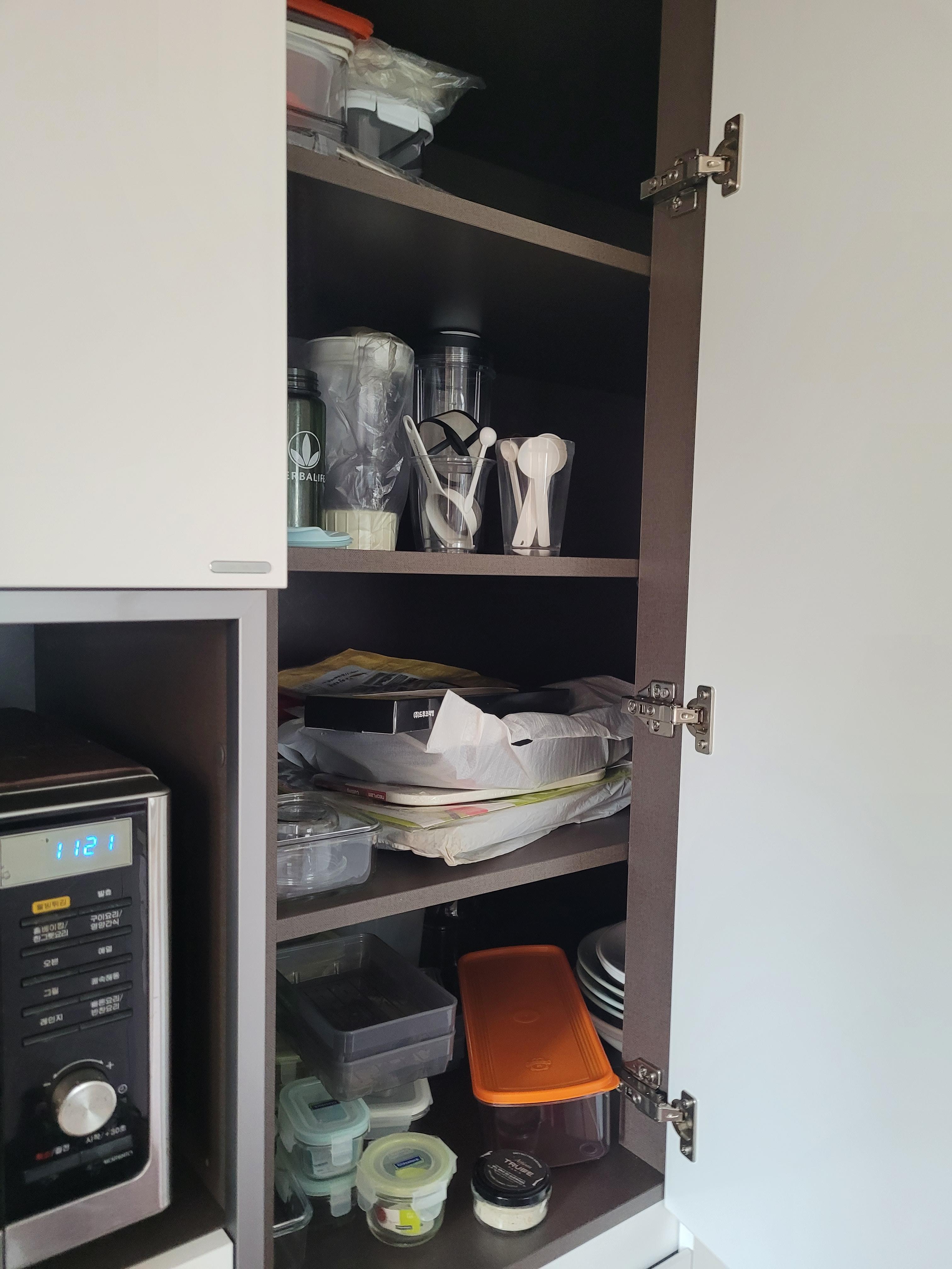 주방 싱크대 상단 수납장 사례 2