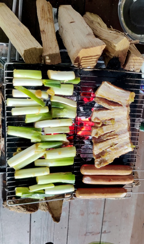 맛있게 익어가는 고기