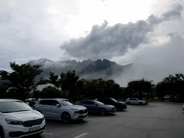 델피노에서 보이는 울산바위