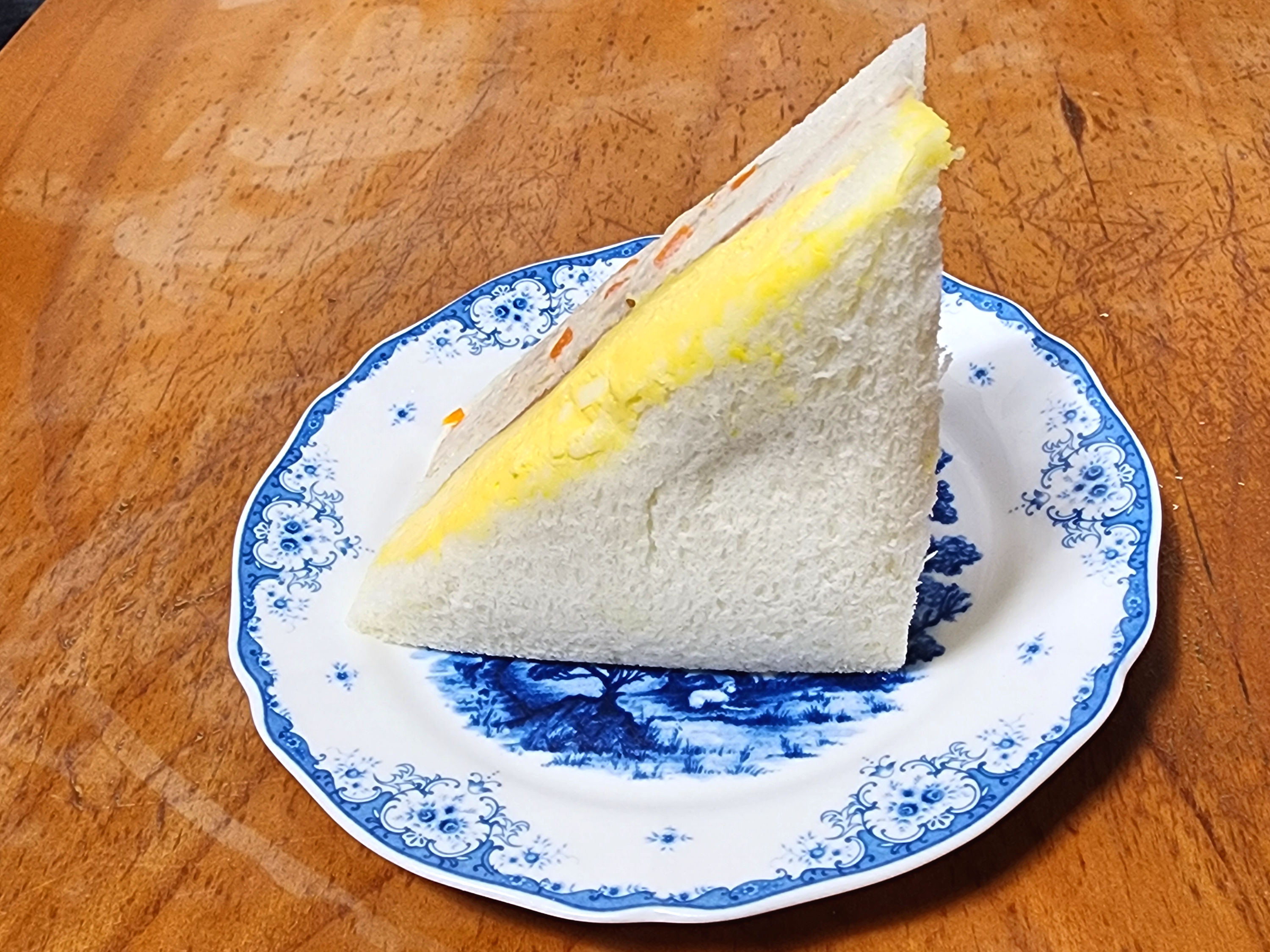 홍루이젠에그참치마요