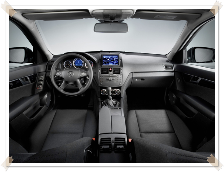벤츠 C클래스 W204 실내 대시보드