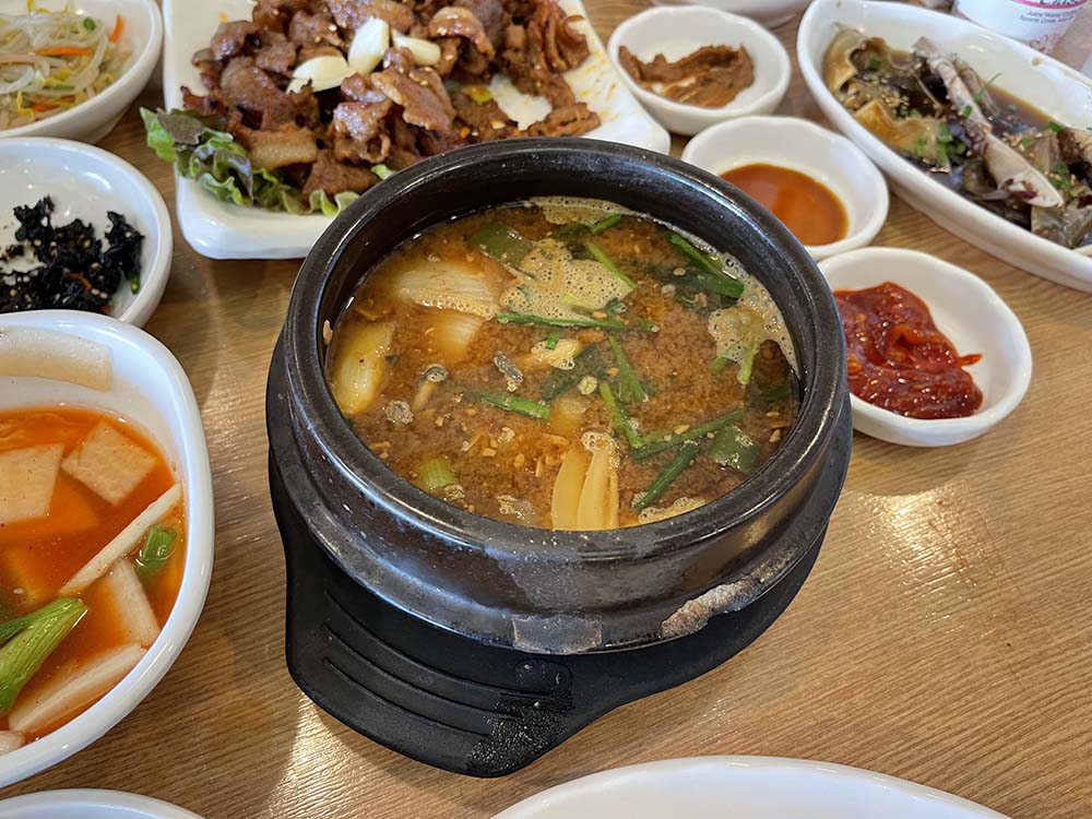 된장찌개와 간장게장