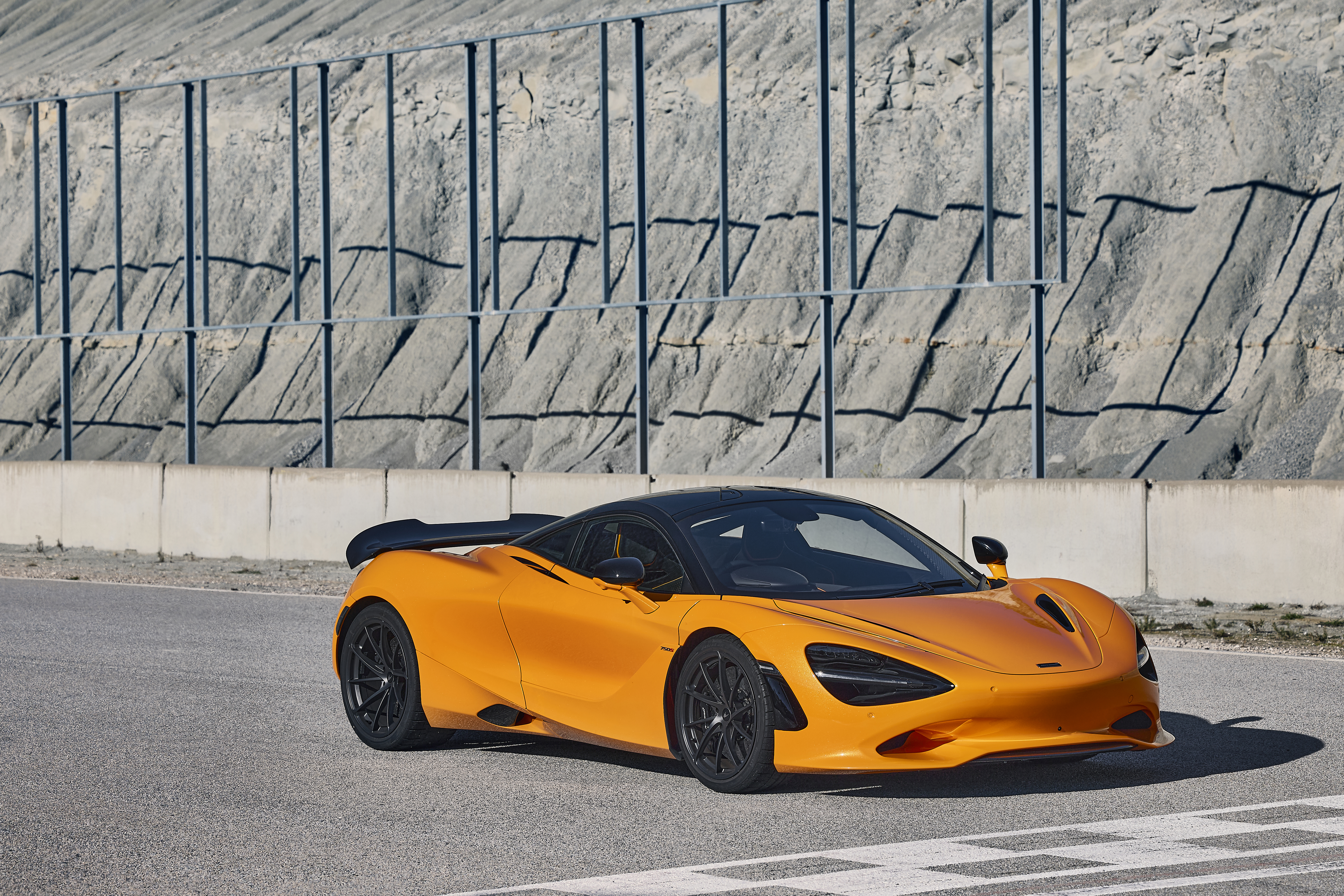 2024 맥라렌 750S 사진 원본
