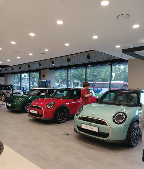 전시장 안 쿠퍼