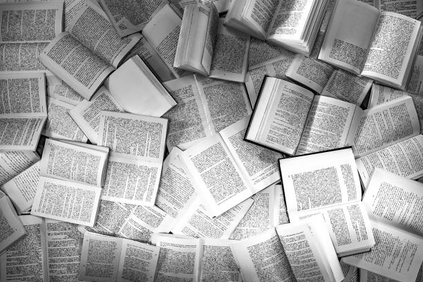 알 수 없는 외국어 책을 보는 꿈