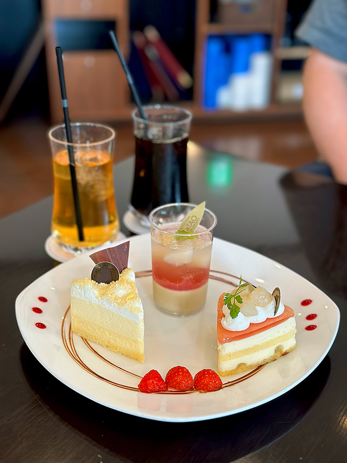 삿포로 오타루 카페 추천 디저트가 맛있는 르타오 본점