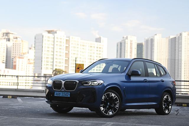 BMW iX3 M 스포츠 패키지