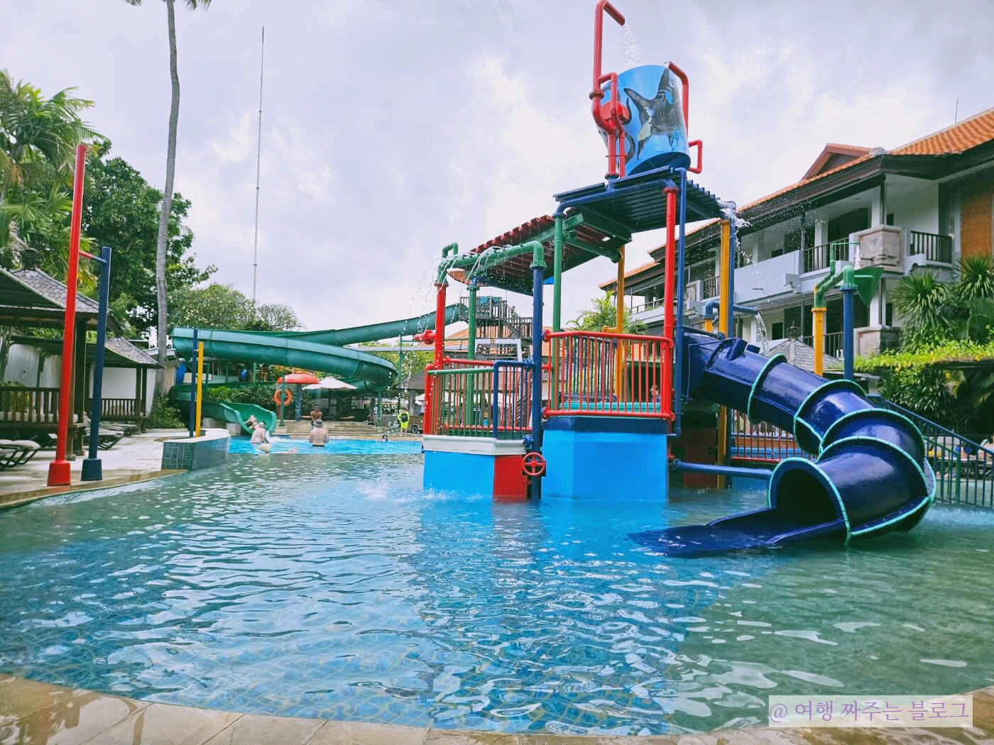 다이너스티 리조트 키즈 풀