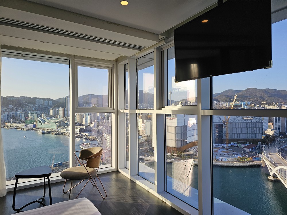 라발스호텔 창밖풍경