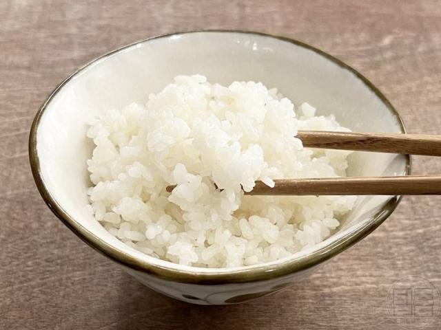 찬밥 식은밥 전자레인지 데우기 시간 갓 지은 밥