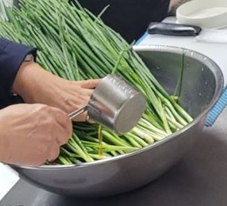 쪽파에 멸치 액젓 절이기