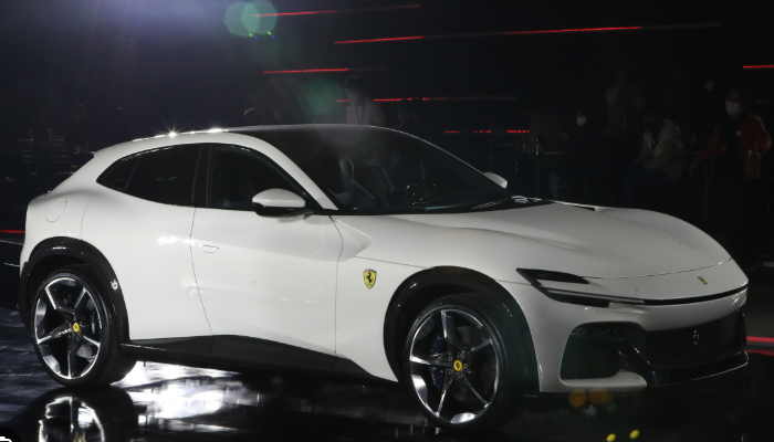 페라리 푸로산게 중고차 가격 시세표 유지비