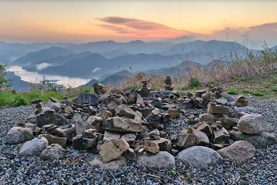 군위화산산성전망대