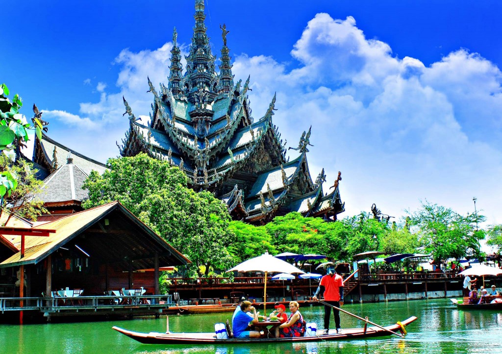 파타야 진리의성전