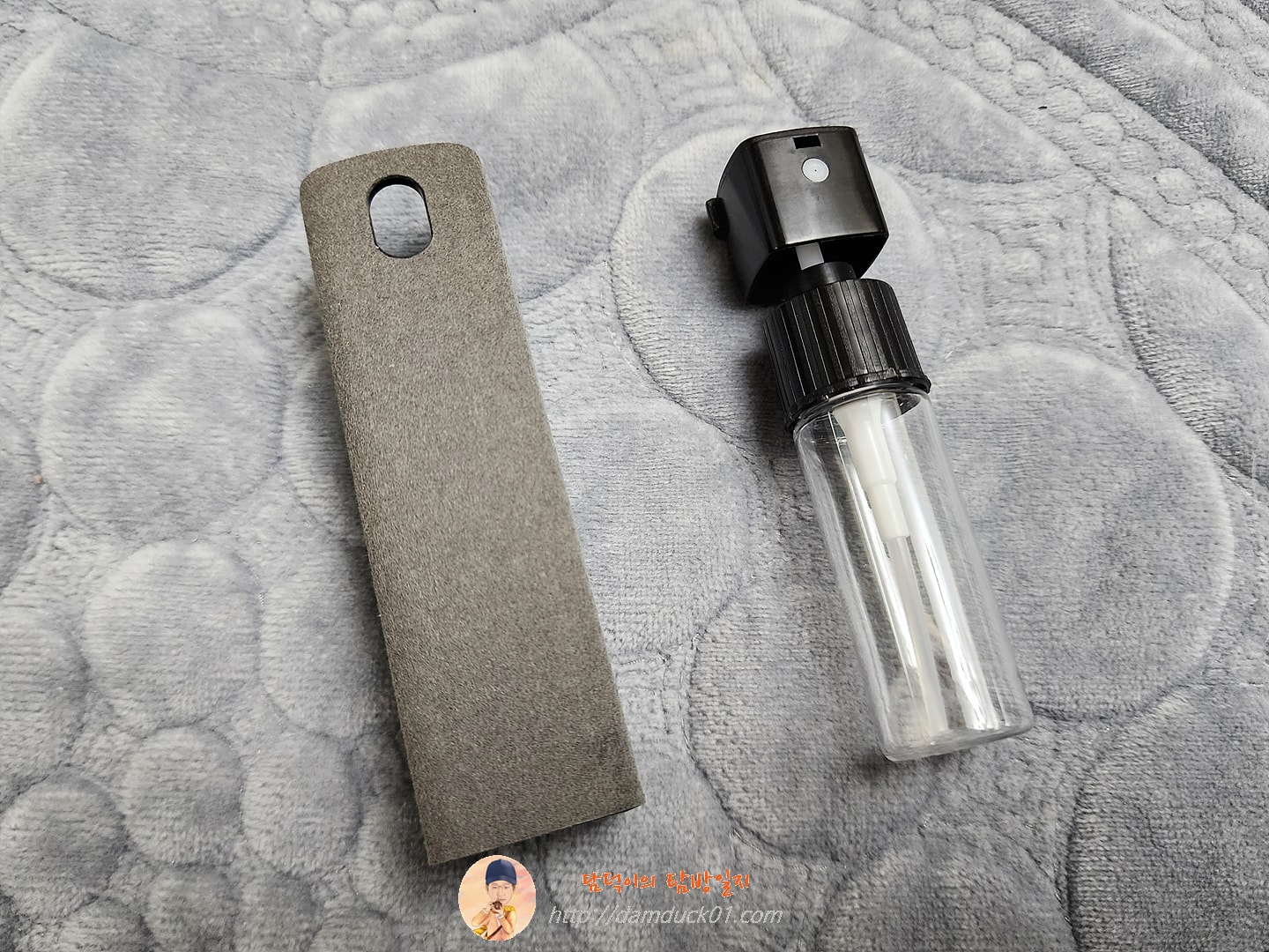 2in 1 마이크로파이버 스크린 클리너 스프레이 병 세트&amp;#44; 휴대폰&amp;#44; 아이패드&amp;#44; 컴퓨터&amp;#44; 마이크로파이버&amp;#44; 천으로 닦아&amp;#44; 아이폰 청소&amp;#44; 안경 물티슈