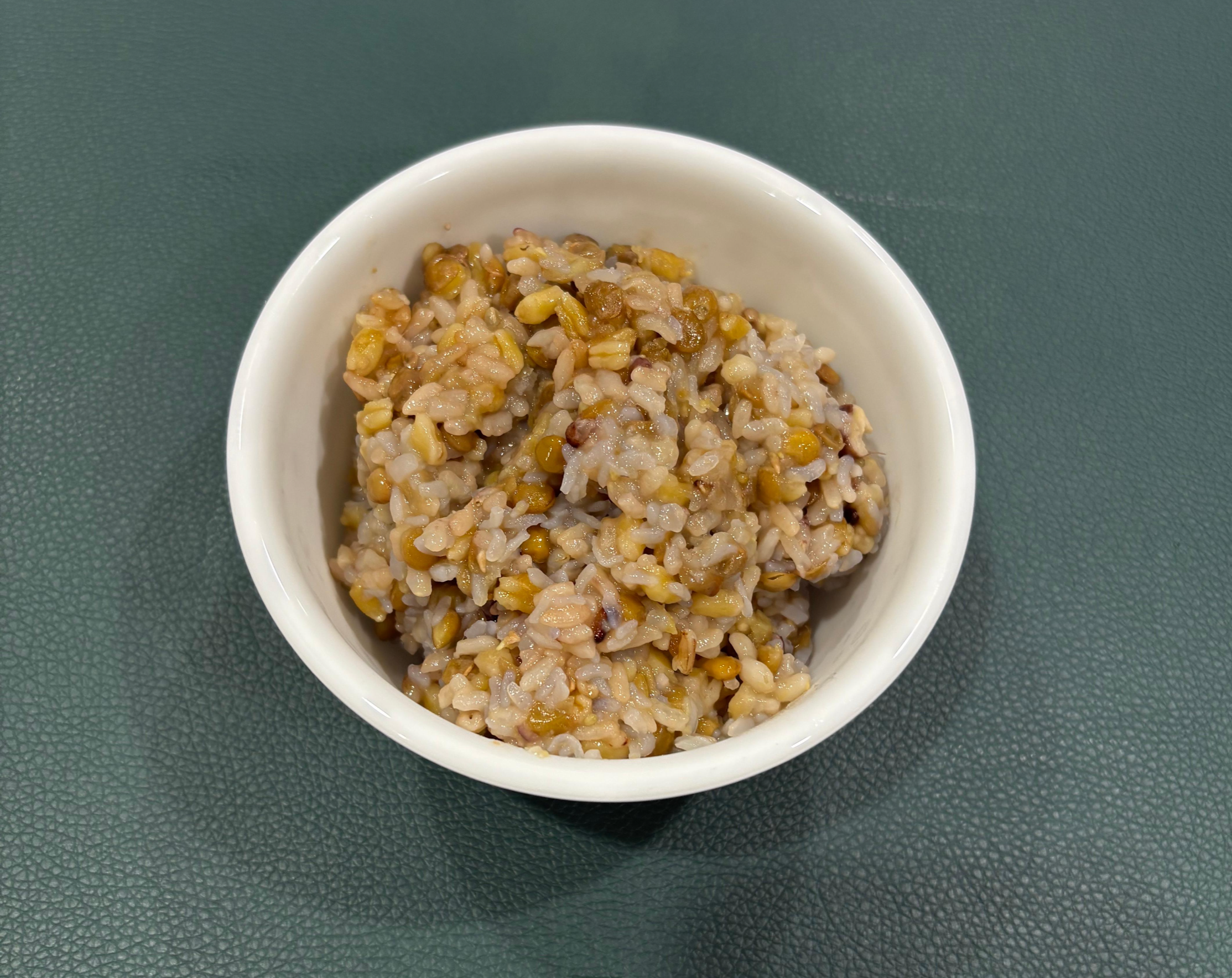 렌틸콩 카뮤트 곤약쌀로 만든 영양밥