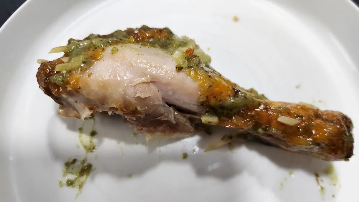 푸라닭-바질페스타-맛