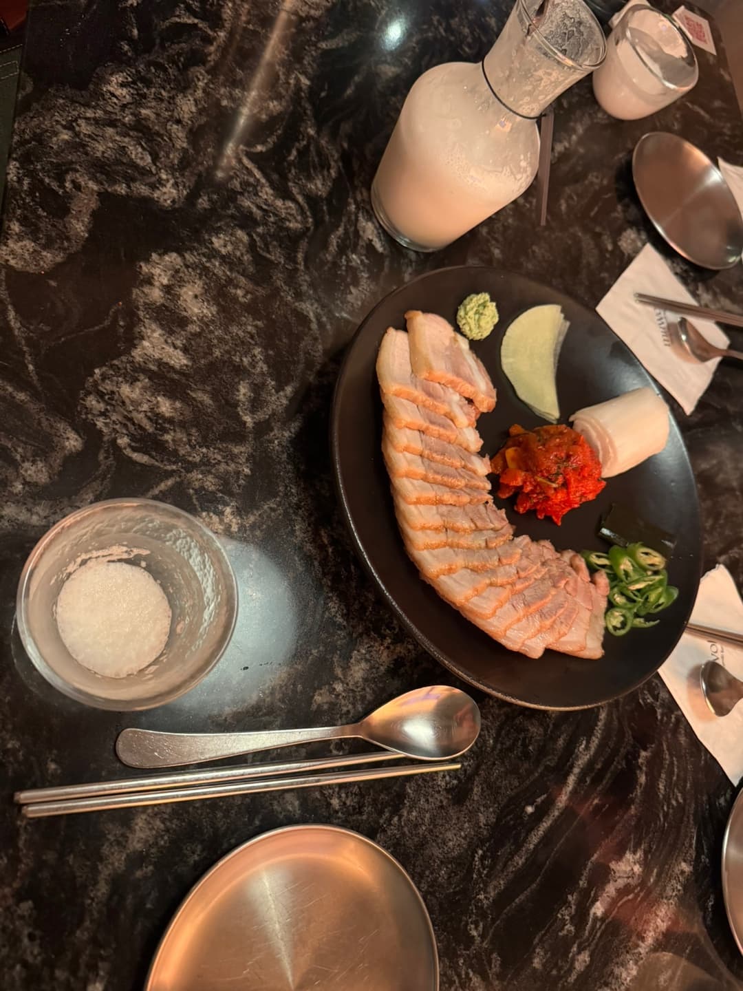 무월 대표 메뉴 칵테일 막걸리 라코타 치즈 막걸리