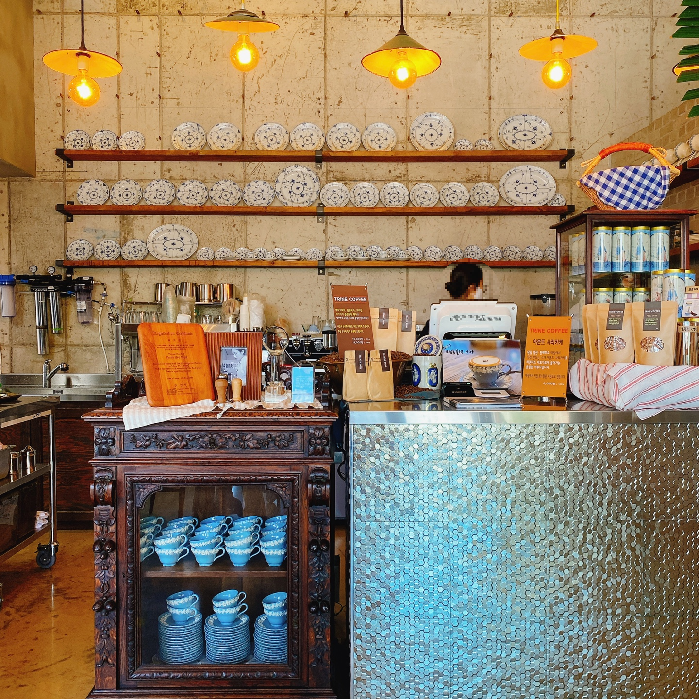 제주 조천 와흘메밀마을 하겐다즈아몬드아포가토 트라인커피 조천카페