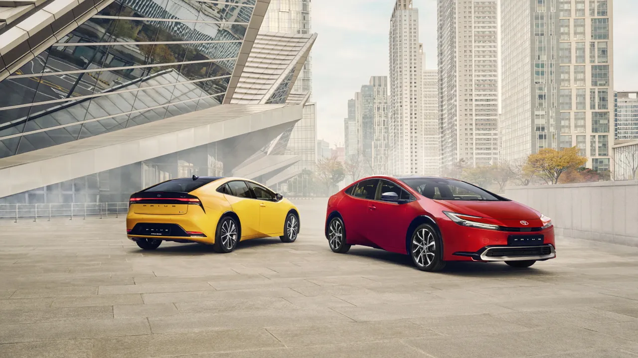 토요타 프리우스 하이브리드 자동차 이미지