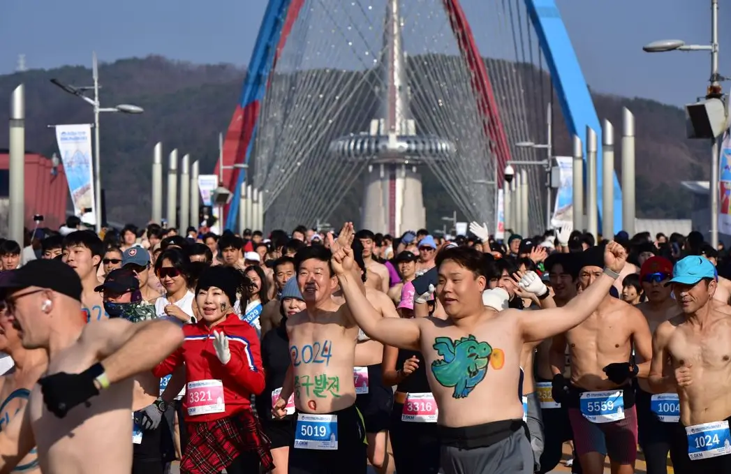 선양 맨몸 마라톤대회