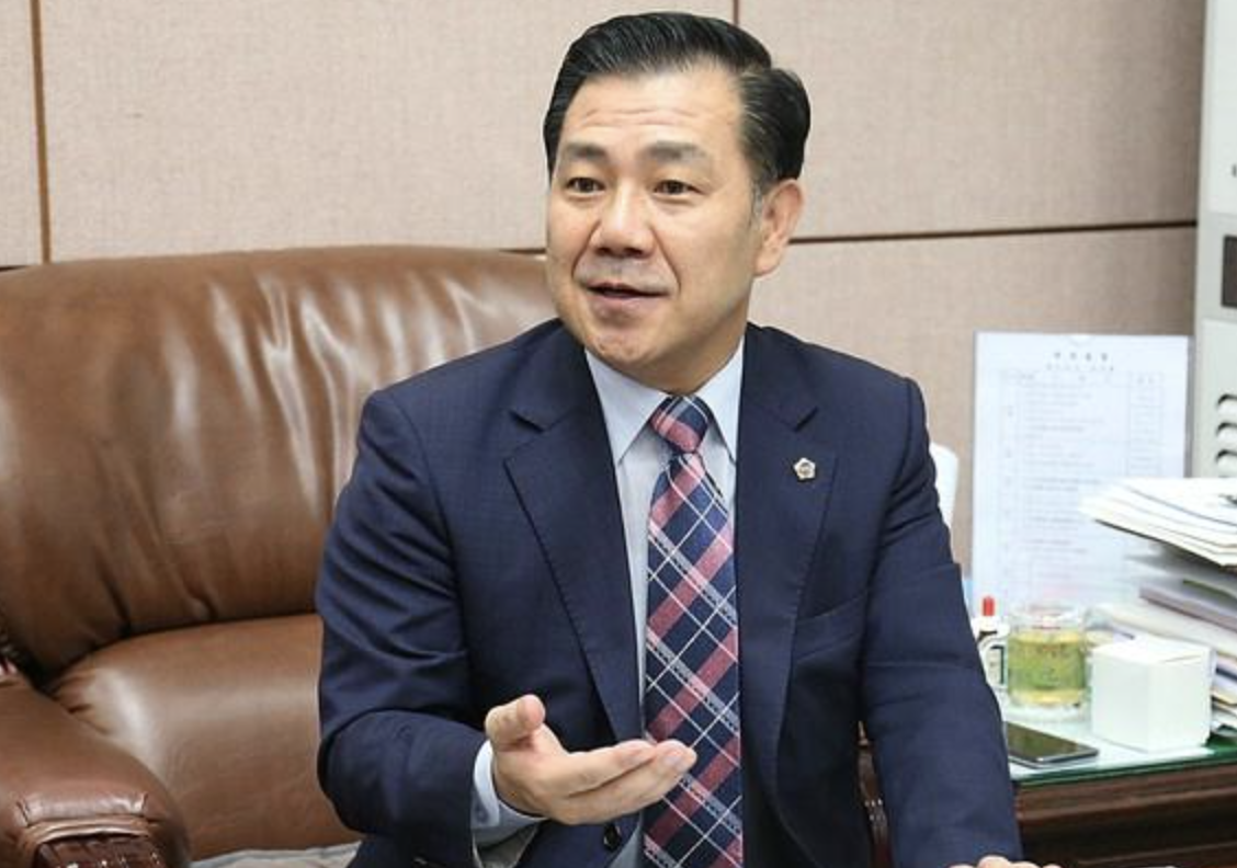 정치인 백종헌
