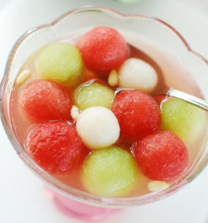 과일화채 : 아이들도 좋아하는 여름 별미 만들기