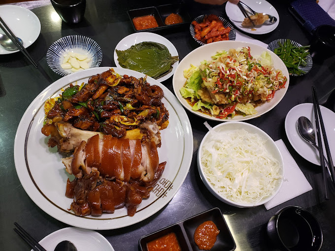 용산 남영동 족발 '금천문 & 오향족발'