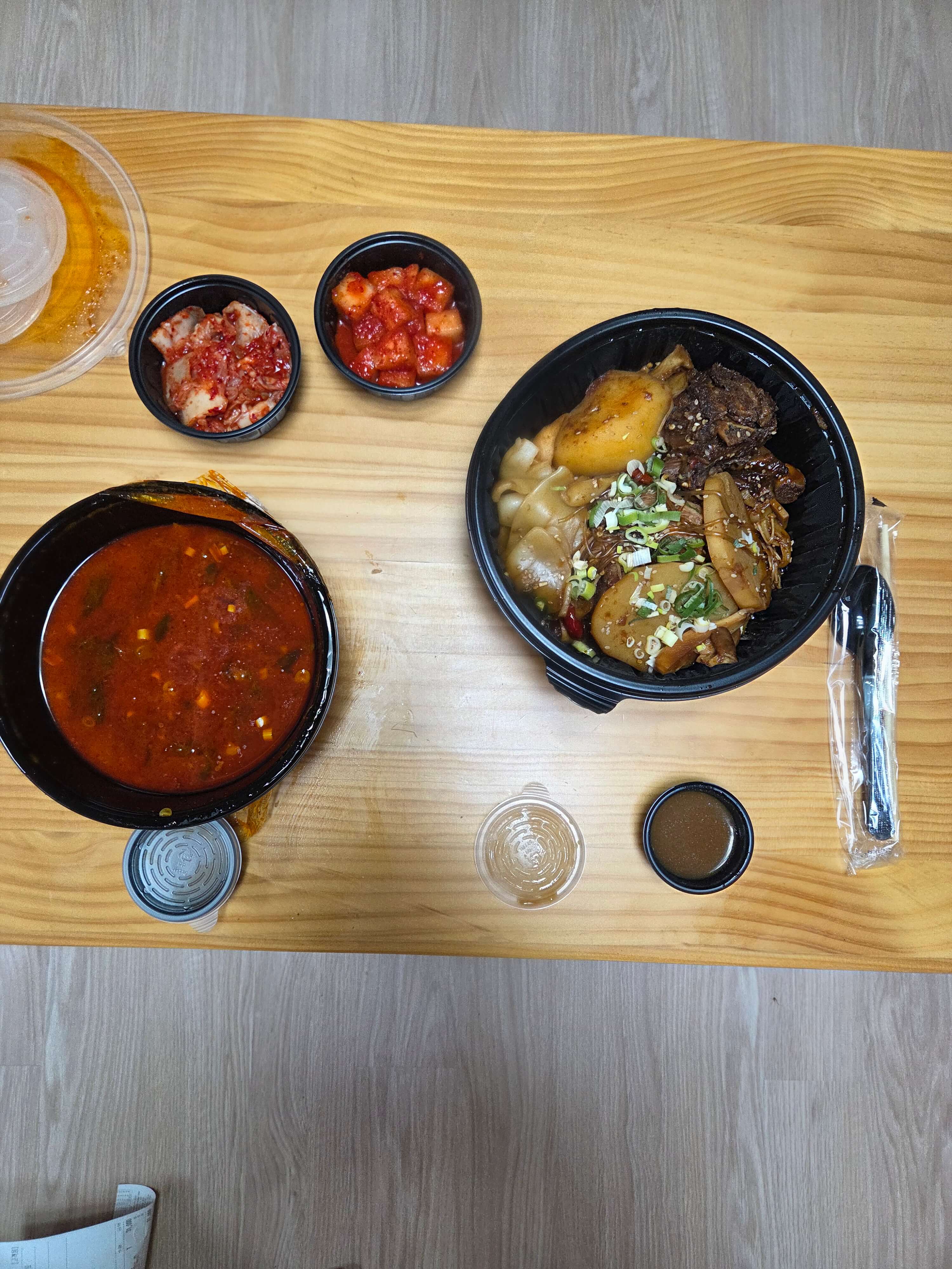 이빠이뼈다귀 쌍문본점 구성