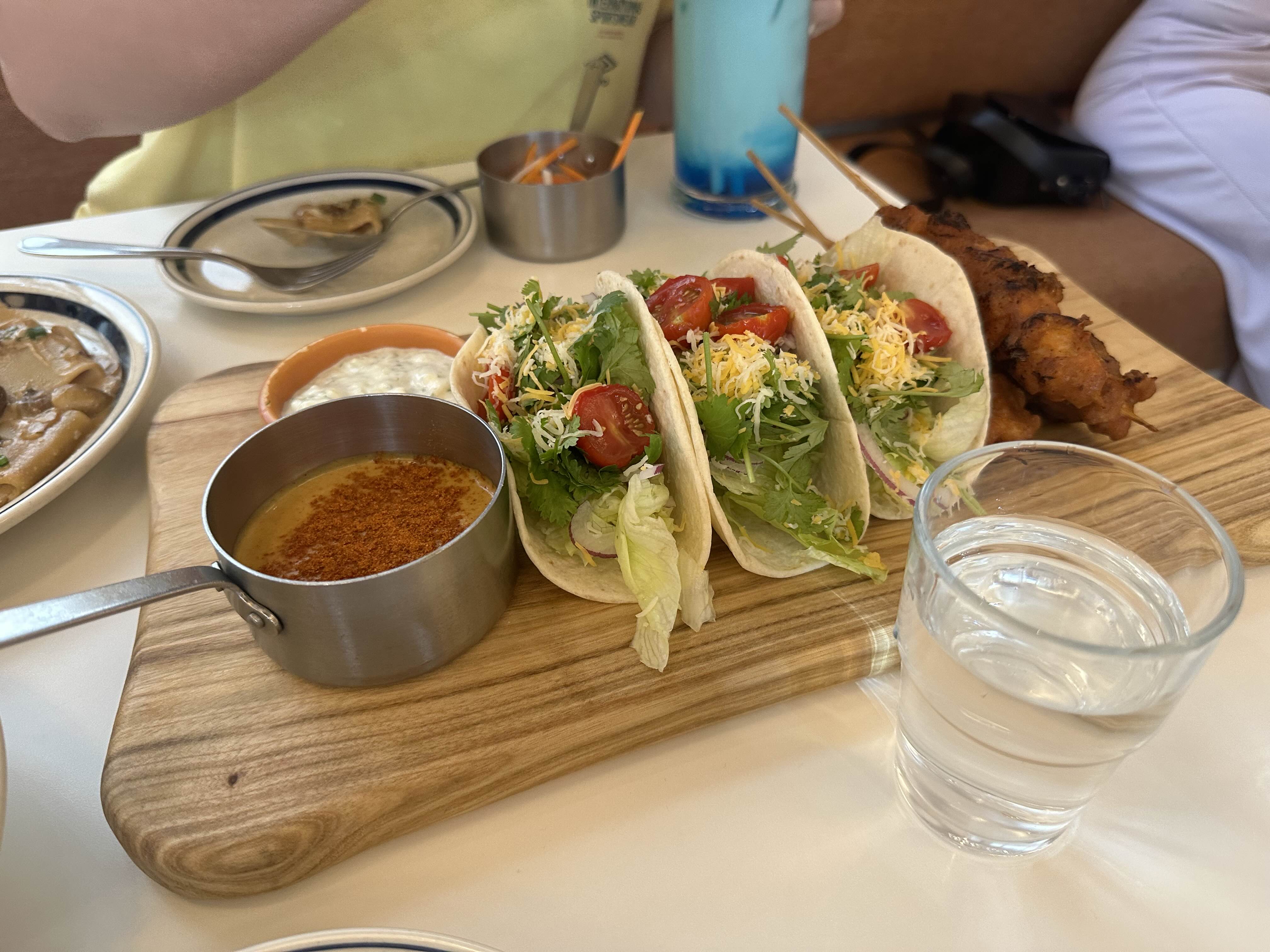 키친마이야르 탄두리 닭꼬치 타코