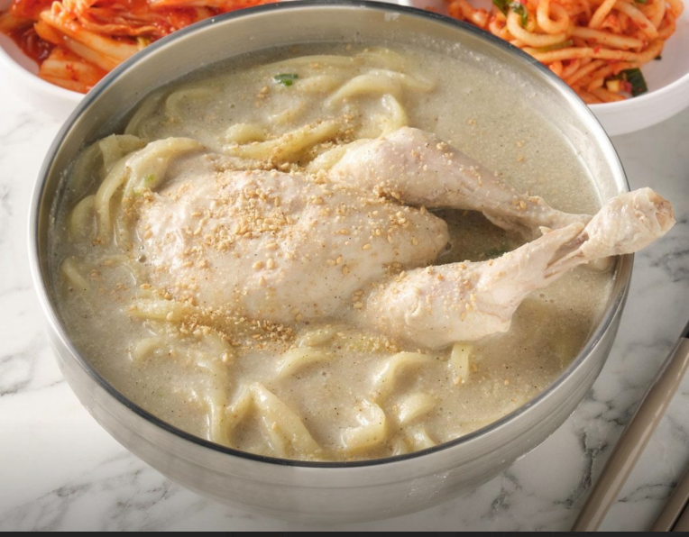생생정보 인천 가격파괴WHY 9900원 닭한마리칼국수 정보 남동구 육해공생칼국수