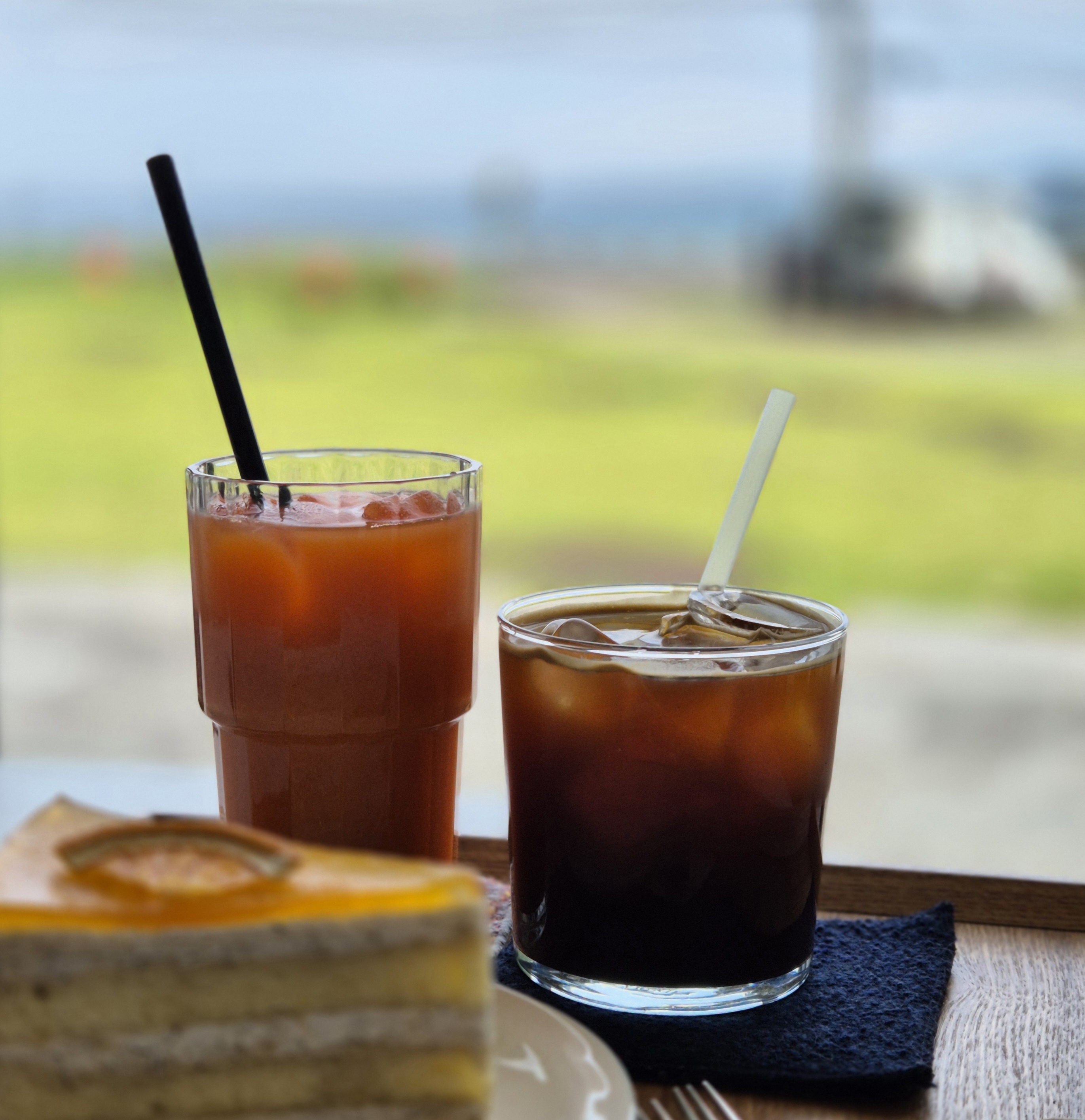 제주 바투모루 카페, 하도해수욕장 카페, 제주 당근주스, 제주 한라봉 케이크, 제주 아이스아메리카노, 제주 뷰맛집, 구좌 카페, 제주 브루잉카페, 제주 디저트카페, 제주 카페 추천