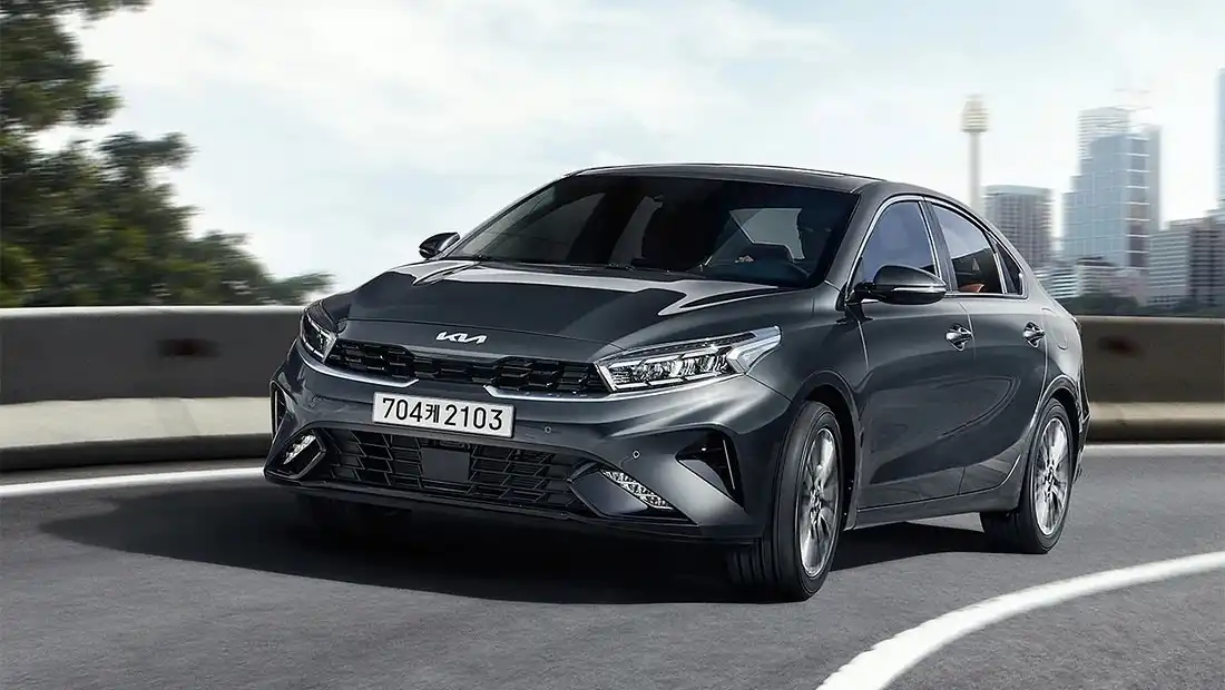 기아 K3 2023 GT 가격 실구매가 모의견적 제원 옵션 카탈로그 가격표 디자인 실내 트렁크 색상 총정리