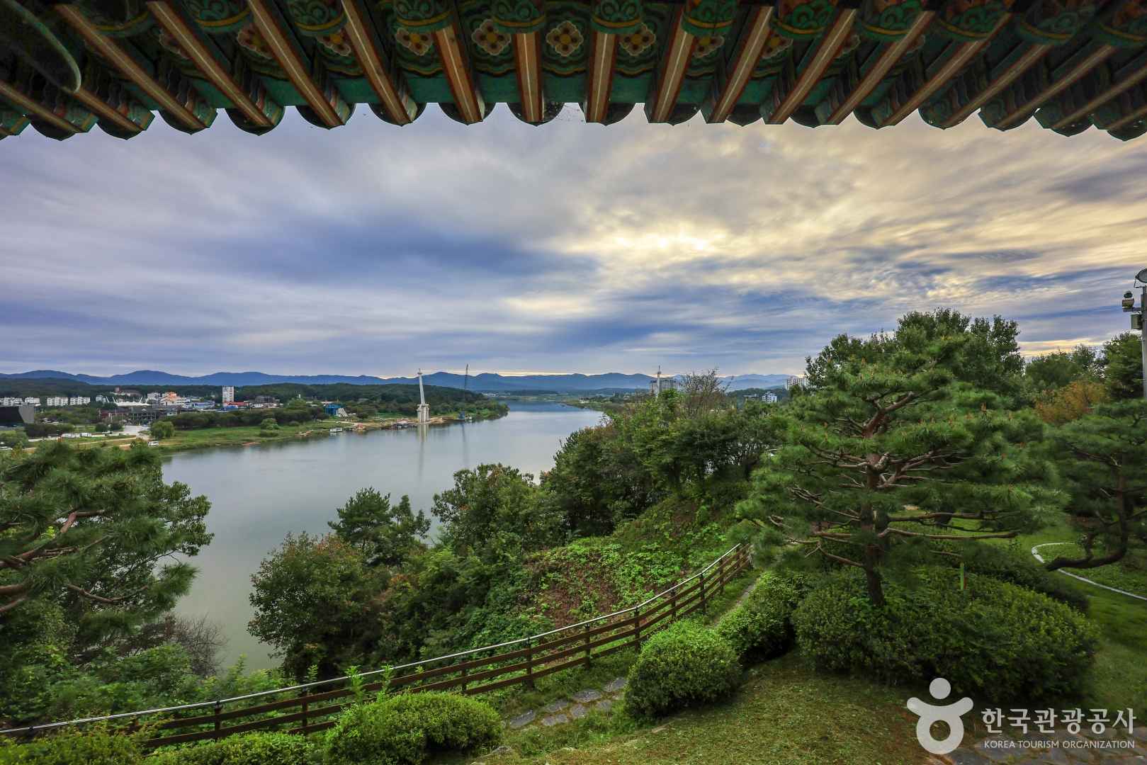 여주 가볼만한곳 베스트10 - 영월루