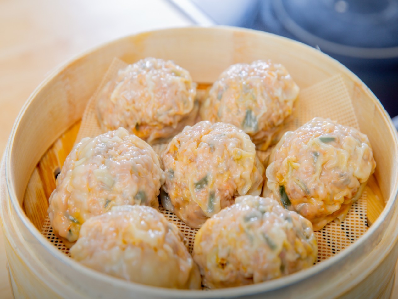 시흥 물왕저수지 맛집 추천, 본가 만두전골전문점 방문객들이 극찬한 이유