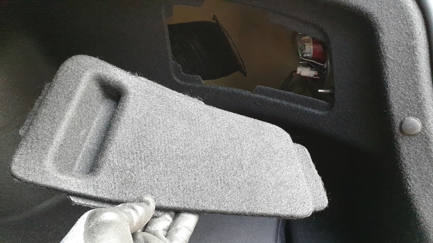 방향지시등 커버 열린 모습