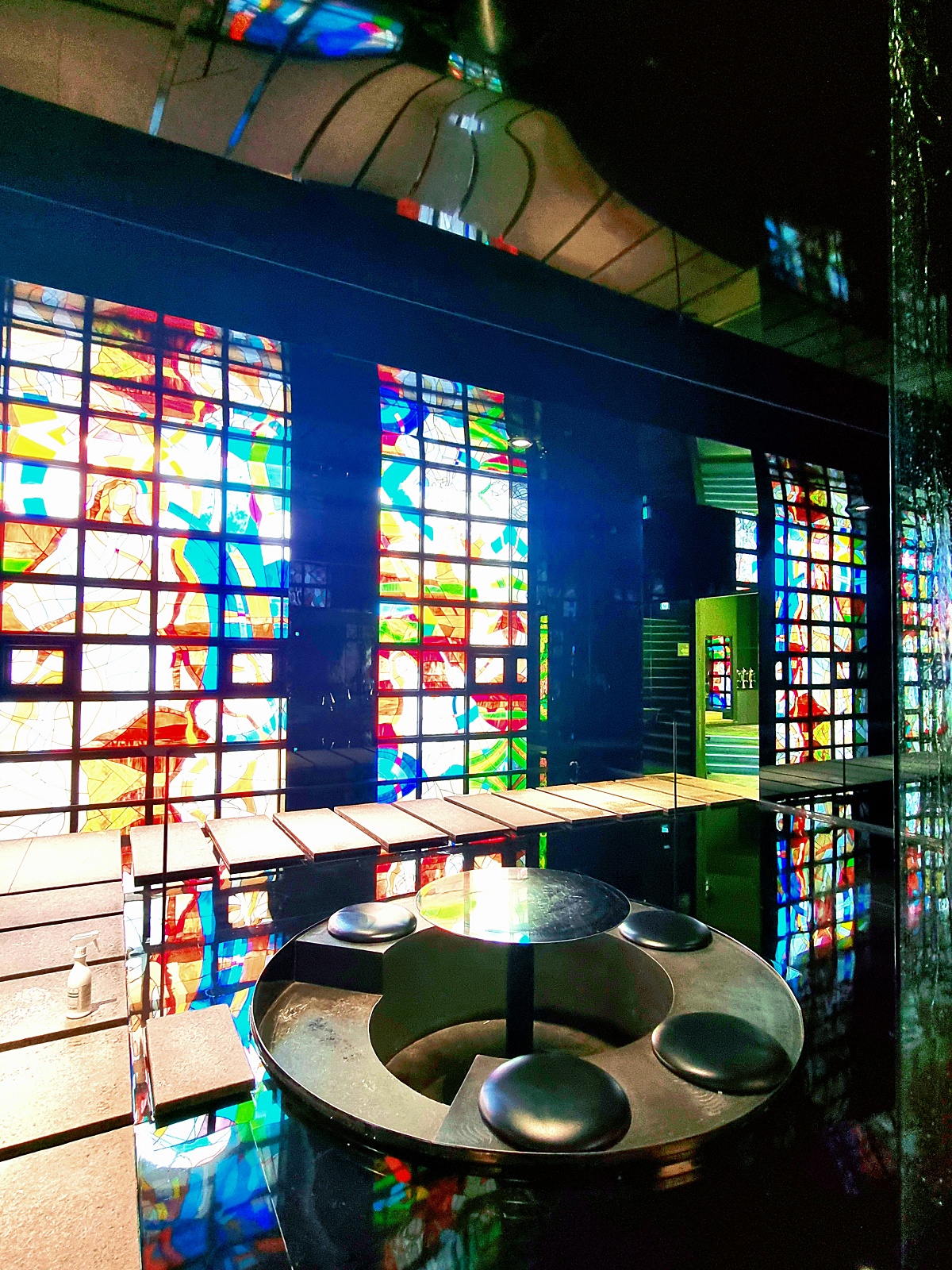 인천 핫플 영종도 을왕리 메이드림 카페: 전시&amp;#44; 공연&amp;#44; 다이닝&amp;#44; 베이커리로 즐기는 유니크한 매력